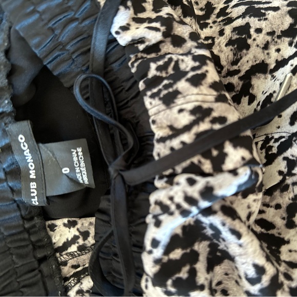 Club Monaco silk pants. Size 0. - Picture 3 of 3